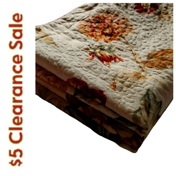 Chris madden Bedding 5 Chris Madden Quilted Orange Flower 2 Shams